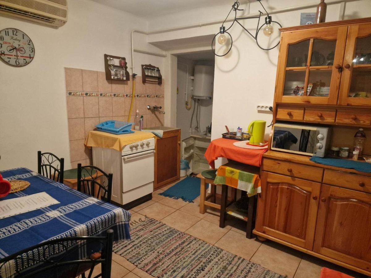 Kerekparos Es Zarandok Vendeghaz Villa Apostag Екстериор снимка