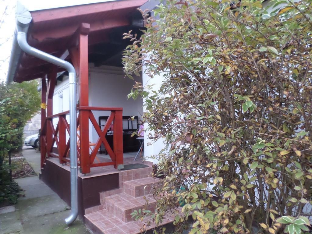 Kerekparos Es Zarandok Vendeghaz Villa Apostag Стая снимка
