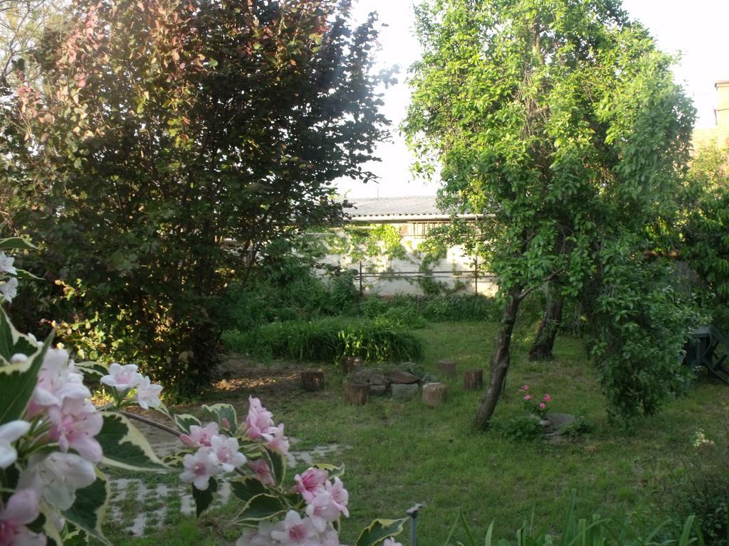 Kerekparos Es Zarandok Vendeghaz Villa Apostag Стая снимка