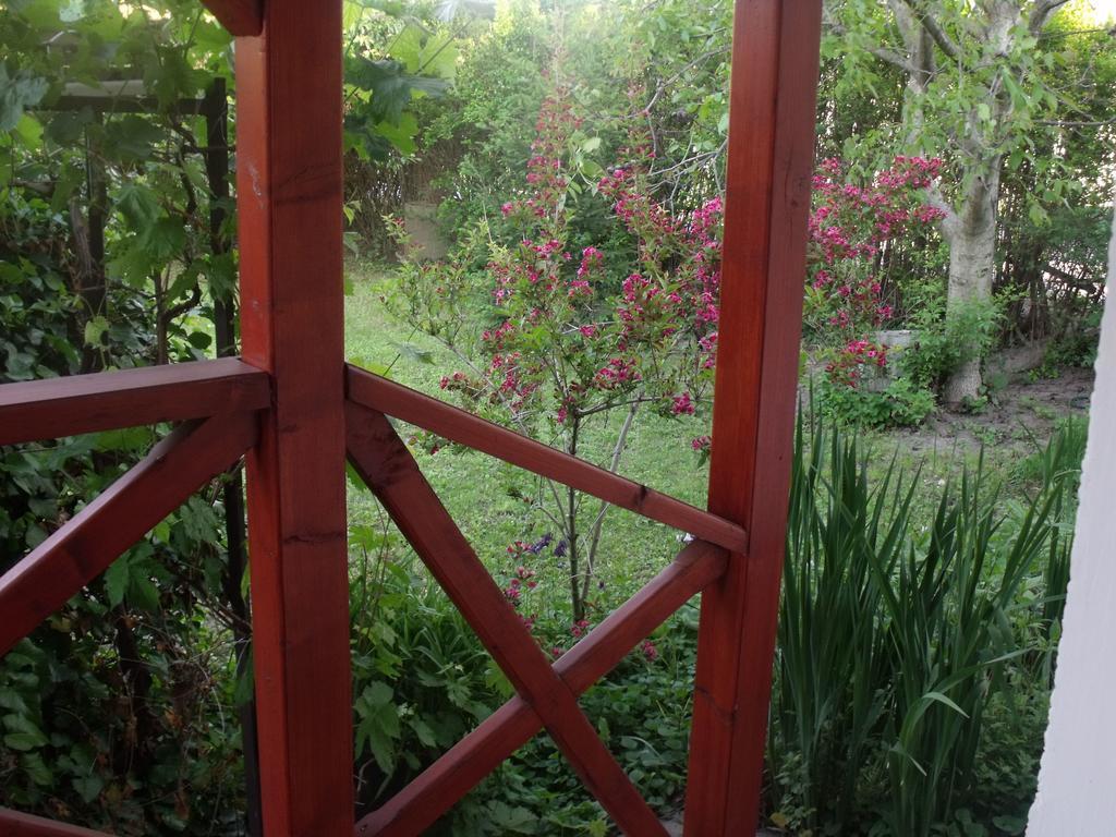 Kerekparos Es Zarandok Vendeghaz Villa Apostag Стая снимка